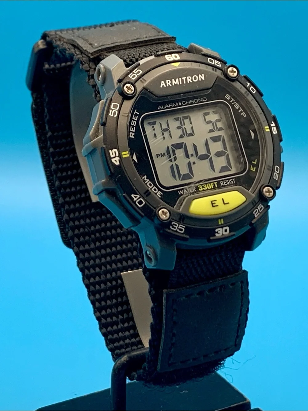 ARMITRON PRO-SPORT 40/8291 Men’s Digital Wristwatch Chrono Dual Time Working